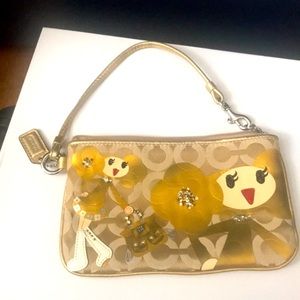 Coach limited edition RARE & COLLECTIBLE. Goldie. Wristlet.
